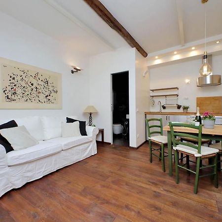 Ych-Pretty Flat Close Pantheon Roma Dış mekan fotoğraf
